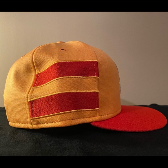 Tampa Bay Buccaneers Throwback Creamsicle Fitted Cap - Picture 3 of 4